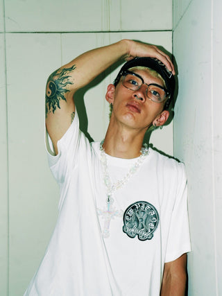 NV CROMYORK LEATHER WAPPEN TEE