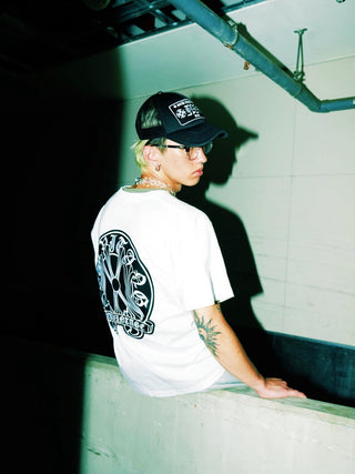 NV CROMYORK LEATHER WAPPEN TEE