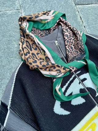 レオパードリバーシブルスカーフ