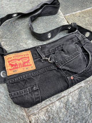 リメイク 2WAY デニムショルダー バッグ【ベルトサイズ調節可】