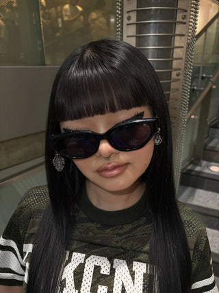 LITTLE SEONGSU CAT-EYE CHARM SUNGLASS