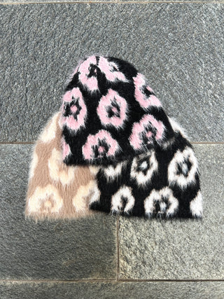 シャギーファーフラワービーニー