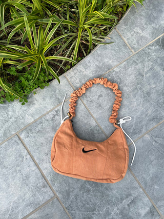 REMAKE SHOULDER BAG