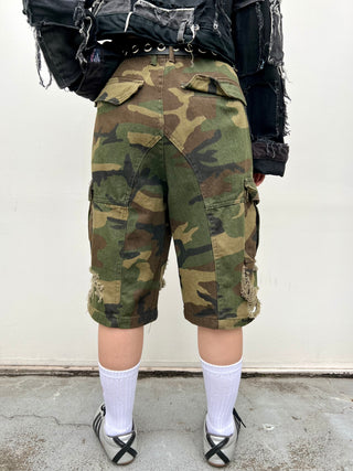 DAMAGE CARGO CAMO SHORTS　