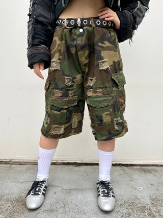 DAMAGE CARGO CAMO SHORTS　