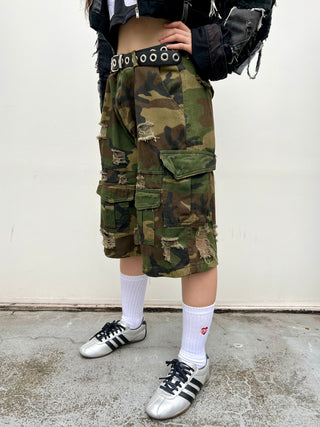 DAMAGE CARGO CAMO SHORTS　