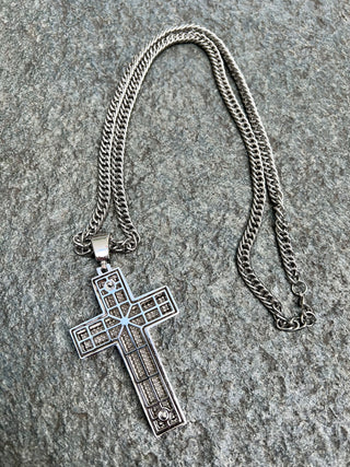 ZIRCONIA BIC CROSS NECLLACE