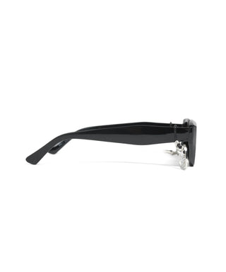 LITTLE SEONGSU CAT-EYE CHARM SUNGLASS
